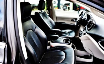 Chrysler Pacifica II 3.6 V6 291KM 2021 Chrysler Pacifica LPG - BRC , 8 miejsc, Zadbana 3.6 BenzynaLPG 291KM, zdjęcie 11