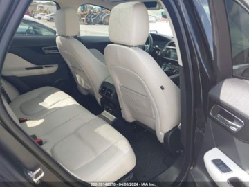 Jaguar F-Pace SUV 2.0 i4 250KM 2019 Jaguar F-Pace 2019, 25T PRESTIGE, 2.0, od ubezpieczalni 2.0 Benzyna 250KM, zdjęcie 7