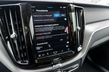 Volvo XC60 II Crossover Plug-In Facelifting 2.0 T6 350KM 2024 Volvo XC 60 YV1UZH4V7S1029532, zdjęcie 32