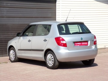 Skoda Fabia II Hatchback Facelifting 1.2 HTP 60KM 2011 Škoda Fabia Skoda Fabia Klima /Gwarancja /1,2, zdjęcie 9