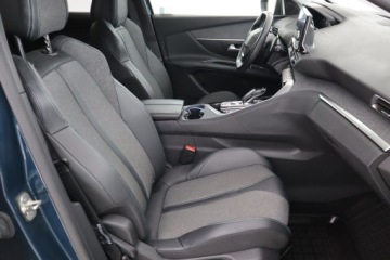 Peugeot 3008 II Crossover Facelifting  1.2 PureTech 130KM 2021 Peugeot 3008 1.2 PureTech, Salon Polska, zdjęcie 8