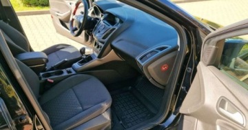 Ford Focus III Kombi 1.0 EcoBoost 125KM 2013 Ford Focus Ford Focus Benzyna 125KM, zdjęcie 19