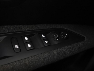 Peugeot 5008 II Crossover 1.5 BlueHDI 130KM 2020 Peugeot 5008 automat 7-osob. navi PDC tempomat, zdjęcie 36