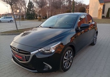 Mazda 2 III Hatchback 5d 1.5 SKY-G 90KM 2017 Mazda 2 Zarejestrowany - bezwypadkowy - 1,5 - 90 KM 1.5 Benzyna 90KM, zdjęcie 2