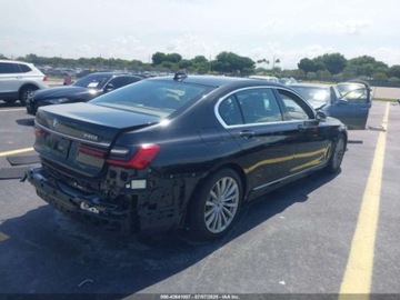 BMW Seria 7 G70 2022 BMW Seria 7 740i 2022 3.0l 3.0 Benzyna 335KM, zdjęcie 5