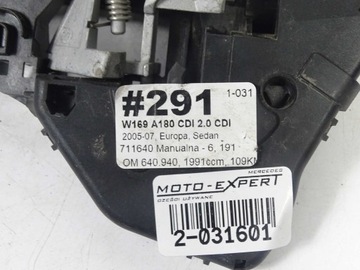 MERCEDES A TŘÍDA W169 KLIKA DVEŘE PRAVÝ PŘEDNÍ
