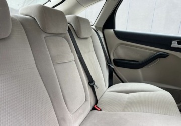 Ford Focus I Hatchback 1.6 16V 100KM 2005 Ford Focus Automat Klima Super Stan Warszawa 1.6 Benzyna 100KM, zdjęcie 16