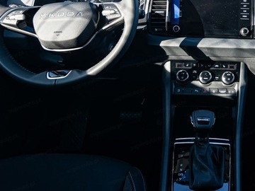 Skoda Karoq Crossover Facelifting 1.5 TSI ACT 150KM 2024 SKODA Karoq Selection 1.5 TSI DSG Suv 150KM 2024, zdjęcie 5