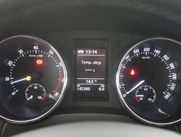 Skoda Yeti Outdoor 1.2 TSI 105KM 2015 Skoda Yeti 1.2 TSI, Salon Polska, Navi, Xenon, zdjęcie 10