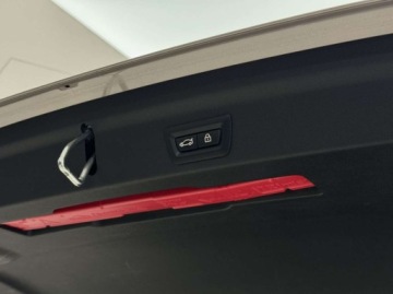 Mini Countryman F60 Crossover Facelifting 1.5  136KM 2023 MINI Countryman Cooper Classic Panorama CarPlayAndroid Kamera cofania, zdjęcie 17