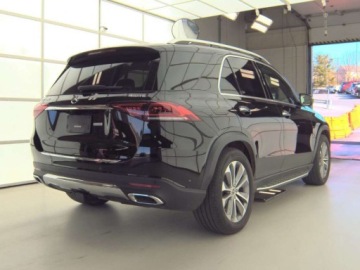 Mercedes GLE V167 2023 Mercedes-Benz GLE 2023, 2.0L, GLE 350 4MATIC 2.0 Benzyna 255KM, zdjęcie 3