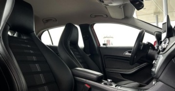 Mercedes GLA I Off-Roader Facelifting 1.6 200 156KM 2019 Mercedes-Benz GLA Salon PL Od Dealera Czujniki Tempomat CarPlay Android FV, zdjęcie 21