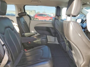 Chrysler Pacifica II 2023 Chrysler Pacifica Touring L 2023 3.6 Benzyna 287KM, zdjęcie 10