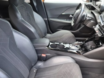 Peugeot 2008 II SUV 1.2 PureTech 155KM 2020 Peugeot 2008 1.2 PureTech, Salon Polska, zdjęcie 8