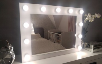 СВЕТОДИОДНОЕ ЗЕРКАЛО ДЛЯ ДЕРЕВЯННОЙ С ГОЛЛИВУДСКИМИ ЛАМПОЧКАМИ