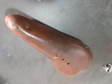 СТАРОЕ ВИНТАЖНОЕ ДОВОЕННОЕ СИДЕНЬЕ ДЛЯ ВЕЛОСИПЕДА ОРИГИНАЛЬНОЕ ТВЕРДОЕ