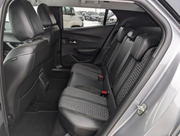 Peugeot 2008 II SUV 1.2 PureTech 130KM 2022 Peugeot 2008 Rezerwacja 1.2 Benzyna 130KM, zdjęcie 35