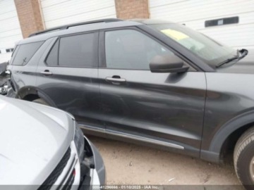 Ford Explorer VI 2020 Ford Explorer 2020r., 4x4, 2.3L 2.3 Benzyna 300KM, zdjęcie 4