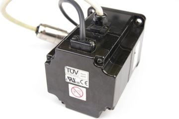 Серводвигатель Yaskawa SGMPH-04DAA6CD