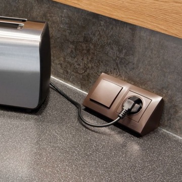 SIMON 54 ТРОЙНАЯ МАТОВАЯ ЧЕРНАЯ РАМКА ДЛЯ ГИПСОКАРТОНА