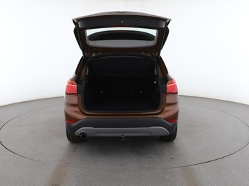 BMW X1 F48 Crossover sDrive18d 150KM 2017 BMW X1 full LED klima auto grzane fotele czujniki, zdjęcie 18