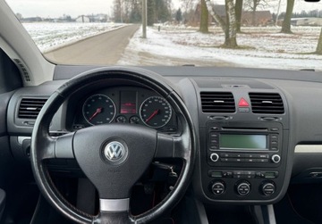 Volkswagen Golf V Hatchback 1.4 i 16V 75KM 2006 Volkswagen Golf Wersja Goal, zadbany 1.4 Benzyna 75KM, zdjęcie 17