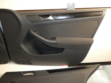 КОМПЛЕКТ ОБИВКИ БАНКОВСКОЙ ДВЕРИ VW JETTA 5C