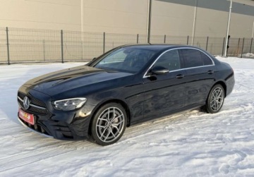 Mercedes Klasa E W213 Limuzyna Plug-in Facelifting 2.0 300de 306KM 2021 Mercedes-Benz Klasa E E 300 DE Plug-in 306 KM 2021r Bezwypadkowy 89.000, zdjęcie 12