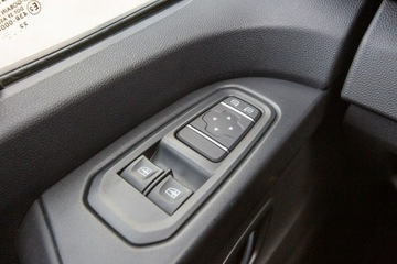 Renault Trafic III Combi 2.0 dCi  150KM 2023 Renault Trafic 9-Osobowy Salon Polska Stan BDB, zdjęcie 16