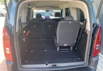 Citroen Berlingo III Osobowy M Facelifting 1.5 BlueHDi 130KM 2024 Citroen Berlingo XL 1.5 BlueHDI Max SS EAT8 1.5 Diesel 130KM, zdjęcie 6