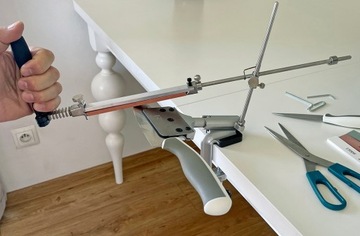 ПРОФЕССИОНАЛЬНОЕ КОЛЕСО ДЛЯ ЗАТОЧКИ НОЖЕЙ, 4 КАМНЯ