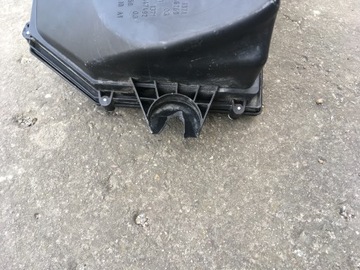 BMW M4 F82 F83 - M3 F80 M2 F87 POUZDRO FILTRU VZDUCHU FILTR