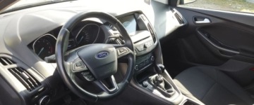 Ford Focus III Kombi Facelifting 1.0 EcoBoost 125KM 2016 Ford Focus navi , ladny , zadbany,nowy rozrzad w aso ford,bezwypadek 125KM, zdjęcie 9
