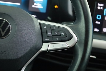 Volkswagen Golf VIII Hatchback 1.0 TSI 110KM 2020 VW Golf 1.0 TSI, Salon Polska, Serwis ASO, zdjęcie 14