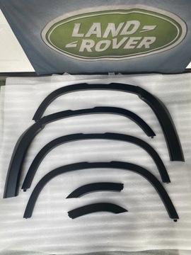 DEFENDER L663 ОБИВКА ДВЕРИ НИЖНЯЯ ЛЕВАЯ ЗАДНЯЯ