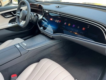 Mercedes Klasa E W214 Sedan 2.0 220d 197KM 2025 220 d 4-Matic AMG Sedan 2.0 (197KM) 2025, zdjęcie 6