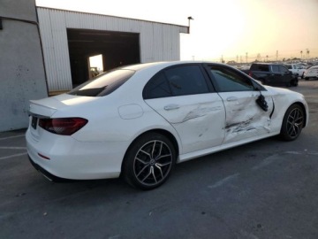 Mercedes Klasa E W214 2023 Mercedes-Benz Klasa E 350 2023 2.0l 2.0 Benzyna 255KM, zdjęcie 3