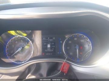 Chrysler Pacifica II 2018 Chrysler Pacifica Touring L, 2018r., 3.6L 3.6 Benzyna 287KM, zdjęcie 10