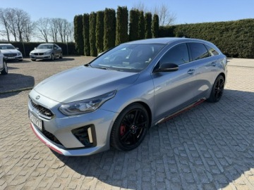 Kia Proceed Shooting Brake 1.6 T-GDI 204KM 2019 Kia Pro Cee'd 1,6 benzyna 204KM automat kamera GT