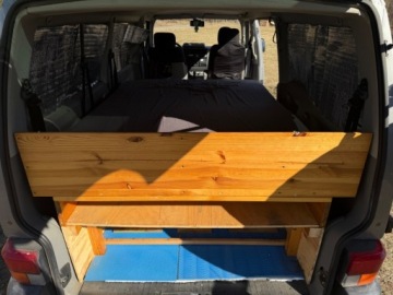 Volkswagen Caravelle T4 1998 Volkswagen Caravelle Syncro 4x4 klima grzane fotele 280 tys km 2.4 diesel, zdjęcie 14