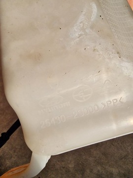 HYUNDAI I40 NÁDOBKA VYROVNÁVACÍ 25430-2S000