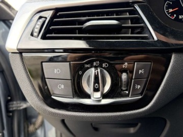 BMW Seria 5 G30-G31 Limuzyna 520d 190KM 2019 BMW Seria 5 2.0 diesel 190 KM X DRIVE salon polska bezwypadek zadbany, zdjęcie 26