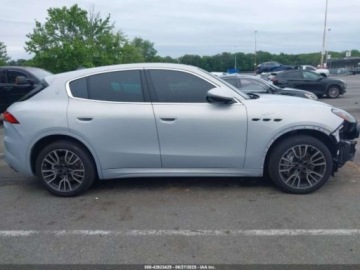 Maserati 2024 Maserati Grecale 2024 MASERATI GRECALE GT 2.0 Benzyna 296KM, zdjęcie 6