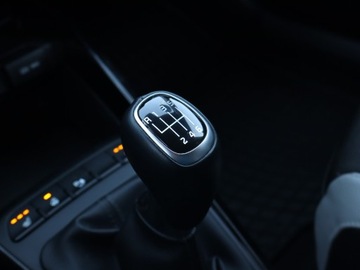 Kia Stonic I Crossover Facelifting 1.0 T-GDI 100KM 2023 Kia Stonic 1.0 T-GDI, Salon Polska, 1. Właściciel, zdjęcie 17