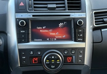 Toyota Verso Minivan Facelifting 1.6 D-4D 112KM 2015 Toyota Verso Navi, Dach panoramiczny, Kamera, 7 osobowy 1.6 Diesel 112KM, zdjęcie 10