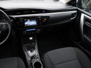 Toyota Corolla X Sedan Facelifting 1.6 Valvematic 132KM 2014 Toyota Corolla 1.6 Valvematic, Salon Polska, zdjęcie 7