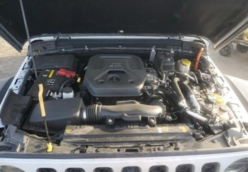 Jeep Wrangler IV Sahara Plug-In Seria 6 2.0 4xe 381KM 2023 Jeep Wrangler Auta z USA - Zapytaj o wiecej ofert 2.0 Hybryda Plug-in, zdjęcie 13