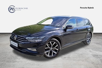 Volkswagen Passat B8 Variant 2.0 TDI BlueMotion SCR 190KM 2019 Volkswagen Passat 2.0TDI 190KM ACC 4x4 HeadUP Kame