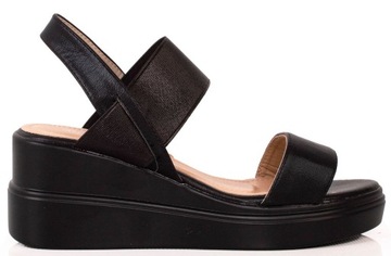 ЧЕРНЫЕ КОЖАНЫЕ САНДАЛИИ НА ТЕХНИКЕ 39