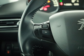 Peugeot 308 II SW Facelifting 1.5 BlueHDI 130KM 2019 Peugeot 308 1.5 BlueHDi, Salon Polska, zdjęcie 14